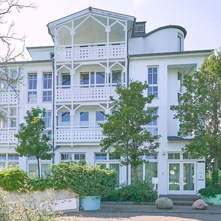 Mit Aufzug Und Balkon Auf Ruegen Apartment
